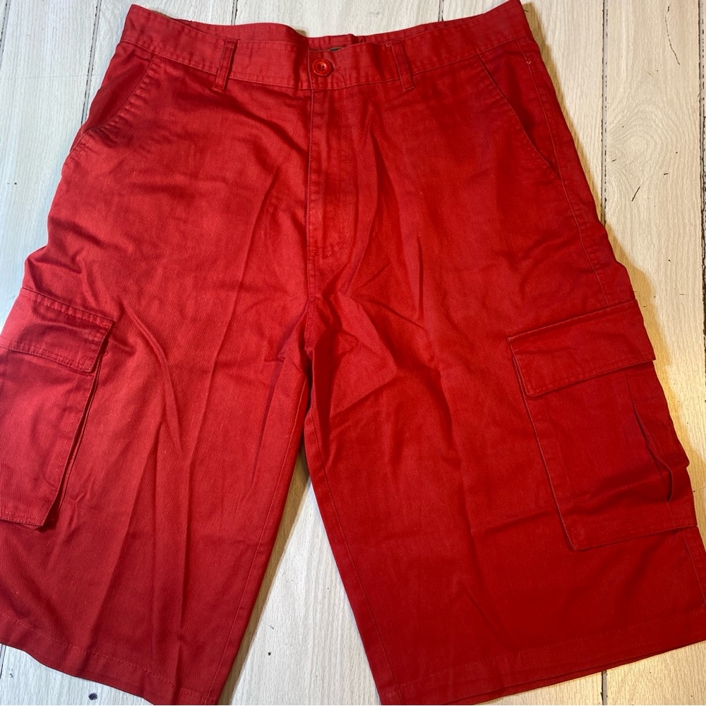 Men's Old Skool Red Cargo Bermuda Shorts Size 36
